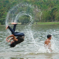 Huay Tueng Tao Lake